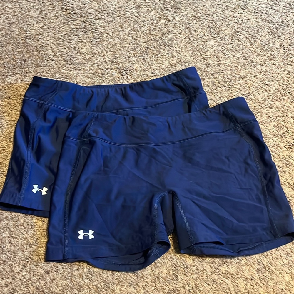 Women’s navy blue under Armour spandex, medium